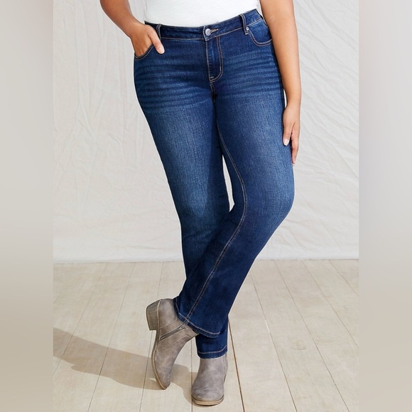 Maurices Blue Boot Cut Jeans with Classic Denim Style - Picture 1 of 10